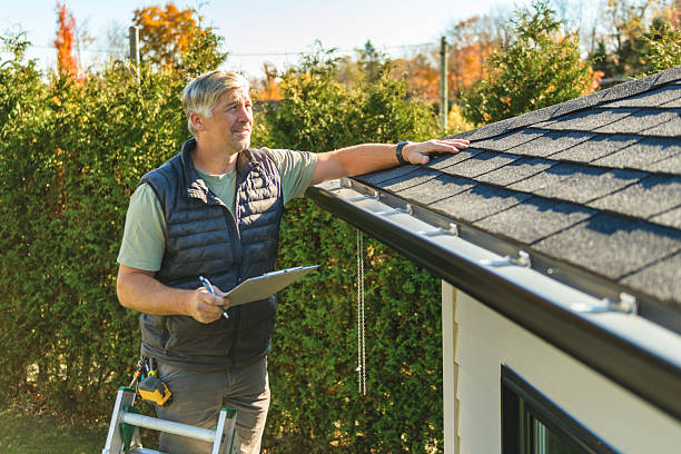Professional Roofing technician working in New Ellenton, SC